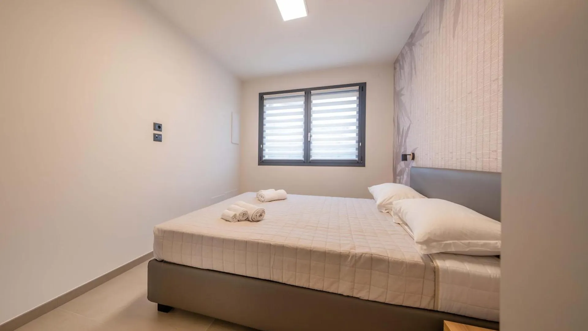 Apartmentsgarda - I Fiori D'Ulivo Διαμέρισμα Γκάρντα