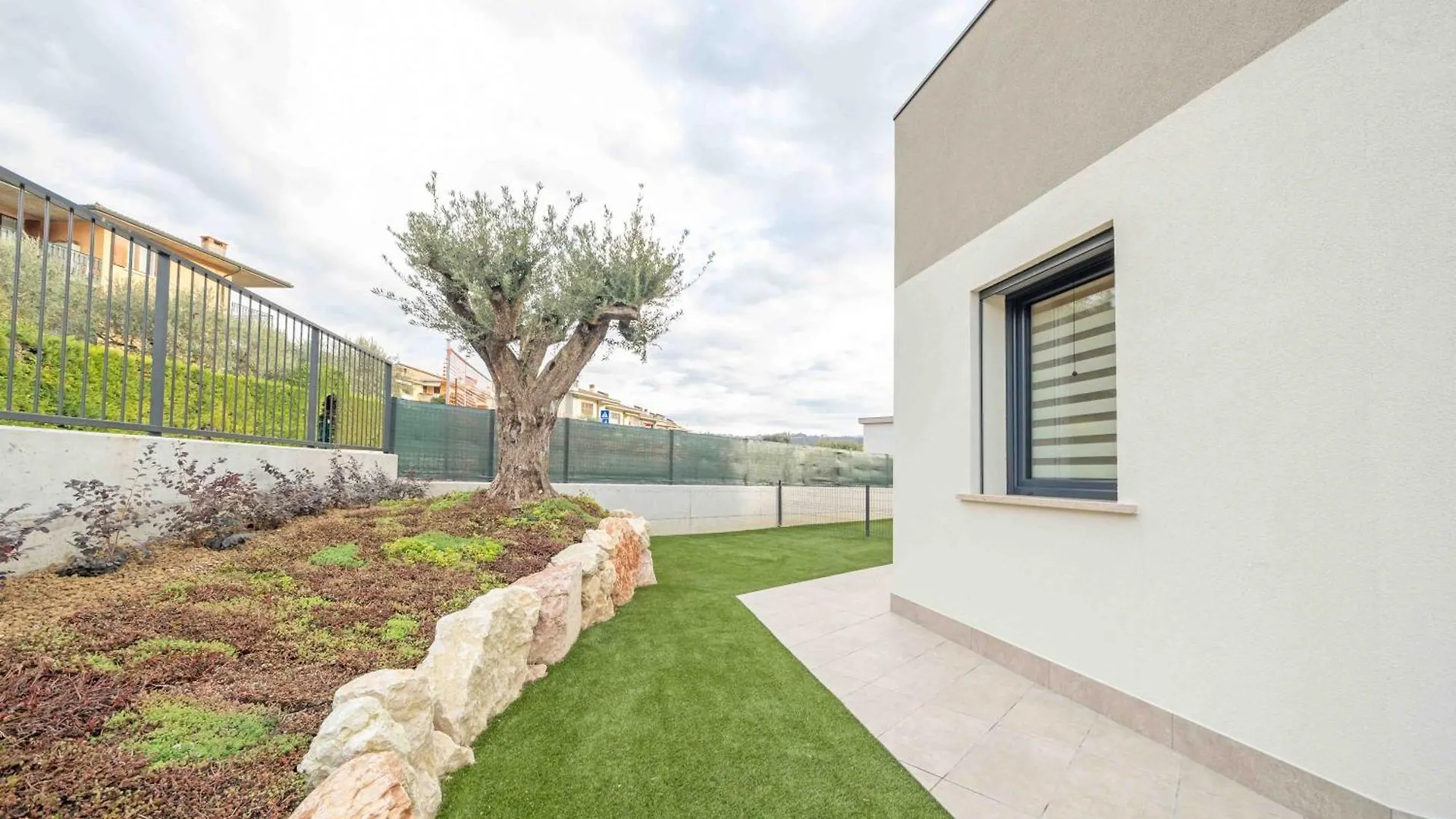 Apartment Apartmentsgarda - I Fiori D'Ulivo