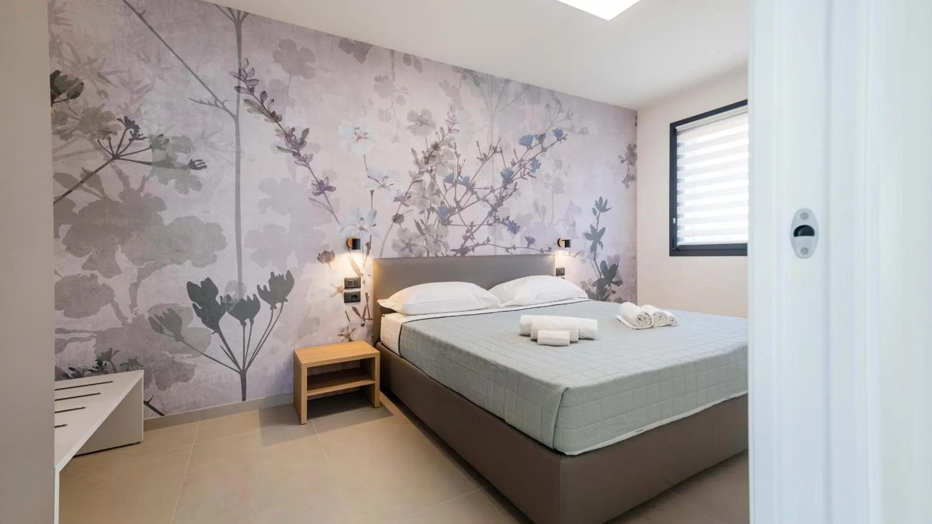 Apartmentsgarda - I Fiori D'Ulivo 0*, Garda (Verona)