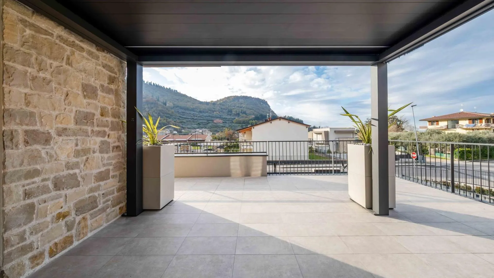 Apartmentsgarda - I Fiori D'Ulivo 0*, Garda (Verona) Olaszország